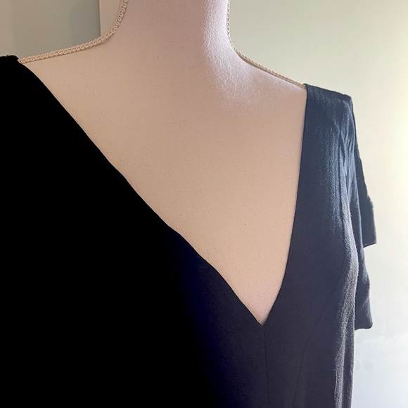 DIANEvonFURSTENBERG black dress - Picture 3 of 4